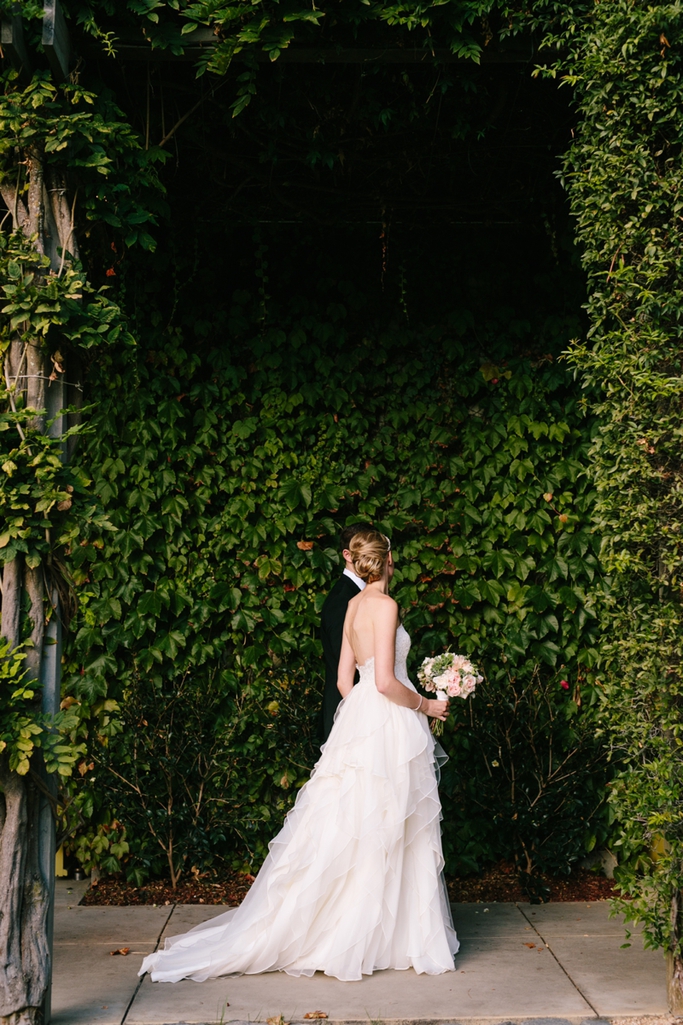 Dreamy Barndiva Wedding in downtown Healdsburg, California, complete with a STUNNING dress and beautiful venue! // SimoneAnne.com