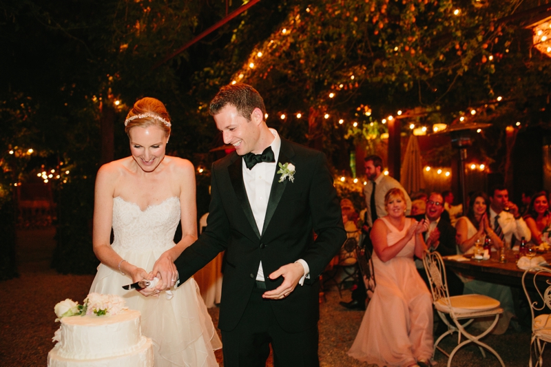 Dreamy Barndiva Wedding in downtown Healdsburg, California, complete with a STUNNING dress and beautiful venue! // SimoneAnne.com