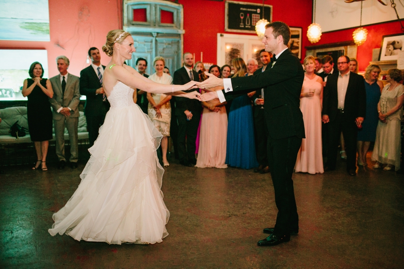 Dreamy Barndiva Wedding in downtown Healdsburg, California, complete with a STUNNING dress and beautiful venue! // SimoneAnne.com