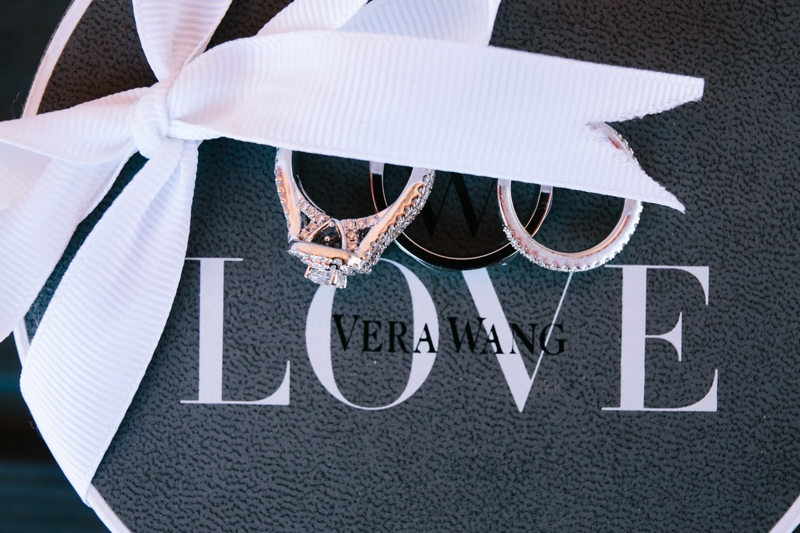 Stunningly beautiful Healdsburg Winery Wedding in California - The most amazing flowers, dress, and couple! // SimoneAnne.com