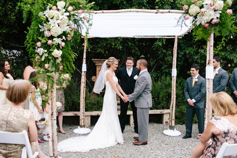 Sweet, intimate, and absolutely gorgeous La Nebbia Winery Wedding in Half Moon Bay, California // SimoneAnne.com