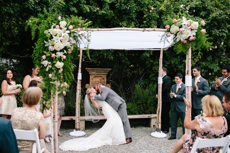 Sweet, intimate, and absolutely gorgeous La Nebbia Winery Wedding in Half Moon Bay, California // SimoneAnne.com
