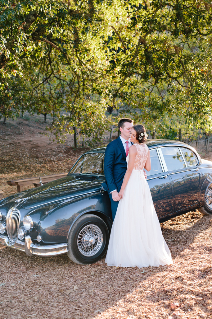 STUNNING Napa Valley Wedding with Off the Beaten Path Weddings at a private estate in Napa, with the most stunning vintage car! // SimoneAnne.com