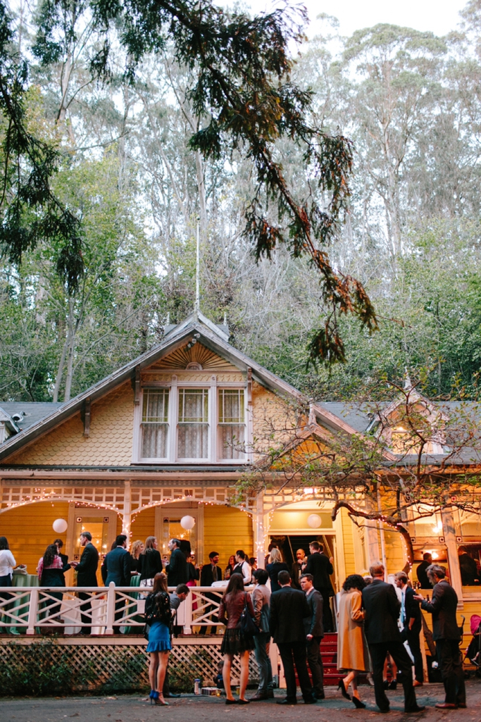 Dreamy and romantic Stern Grove wedding in San Francisco. Book themed wedding with the most beautiful ceremony ever! // SimoneAnne.com