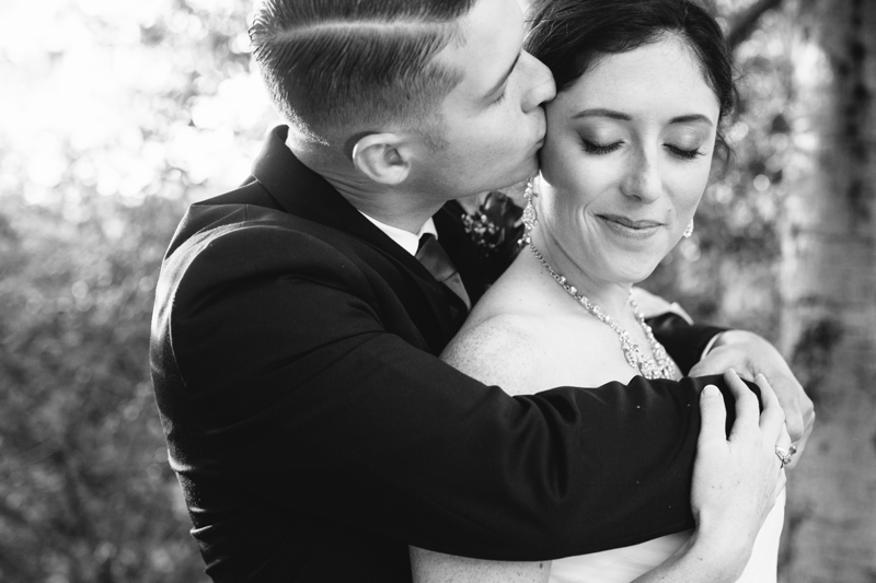 Beautiful Christmas Winter Wedding at the Castaway Restaurant and a Beautiful Catholic Church in Burbank, California // SimoneAnne.com