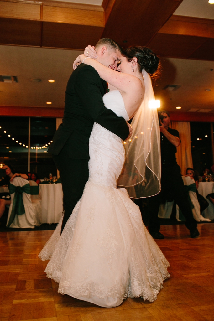 Beautiful Christmas Winter Wedding at the Castaway Restaurant and a Beautiful Catholic Church in Burbank, California // SimoneAnne.com