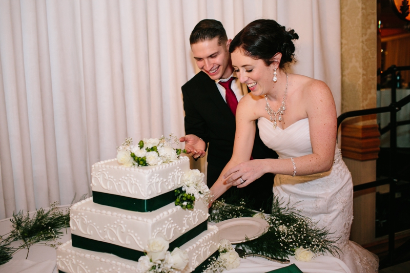 Beautiful Christmas Winter Wedding at the Castaway Restaurant and a Beautiful Catholic Church in Burbank, California // SimoneAnne.com