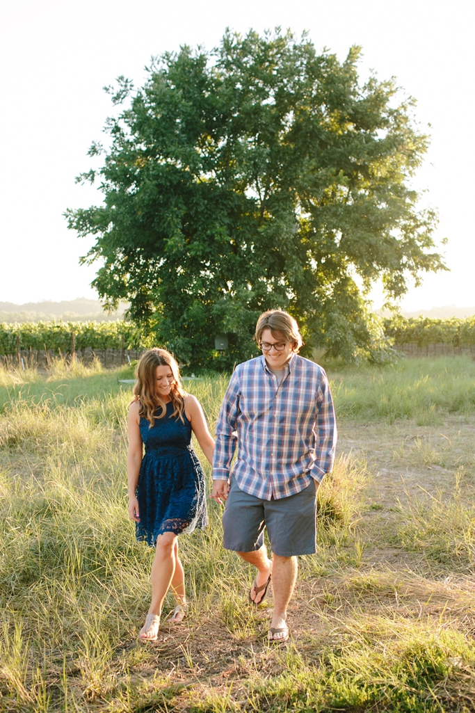 Beautiful Healdsburg Engagement Photos in California Wine Country // SimoneAnne.com