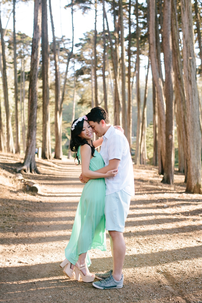 San Francisco Engagement Photos with trees and the Golden Gate Bridge // SimoneAnne.com