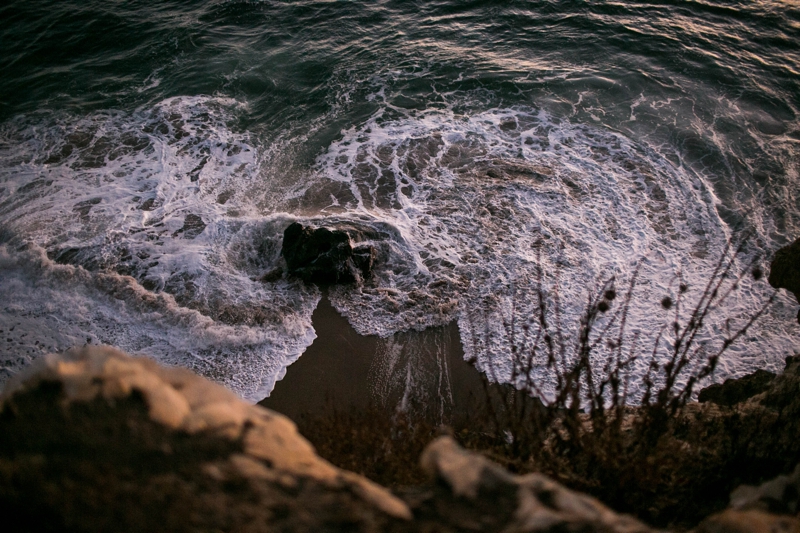 Stunning Davenport Engagement Photography on the California Beach with dreamy cliffs // SimoneAnne.com