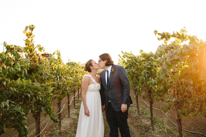 Dreamy Healdsburg wedding - Ceremony at the couple's private home and stunning outdoor reception. Medlock Ames Wedding, Healdsburg Wedding Photographer // SimoneAnne.com 