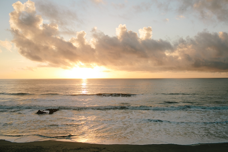 Stunning sunset for romantic Half Moon Bay engagement photographs on the ocean and beach // SimoneAnne.com