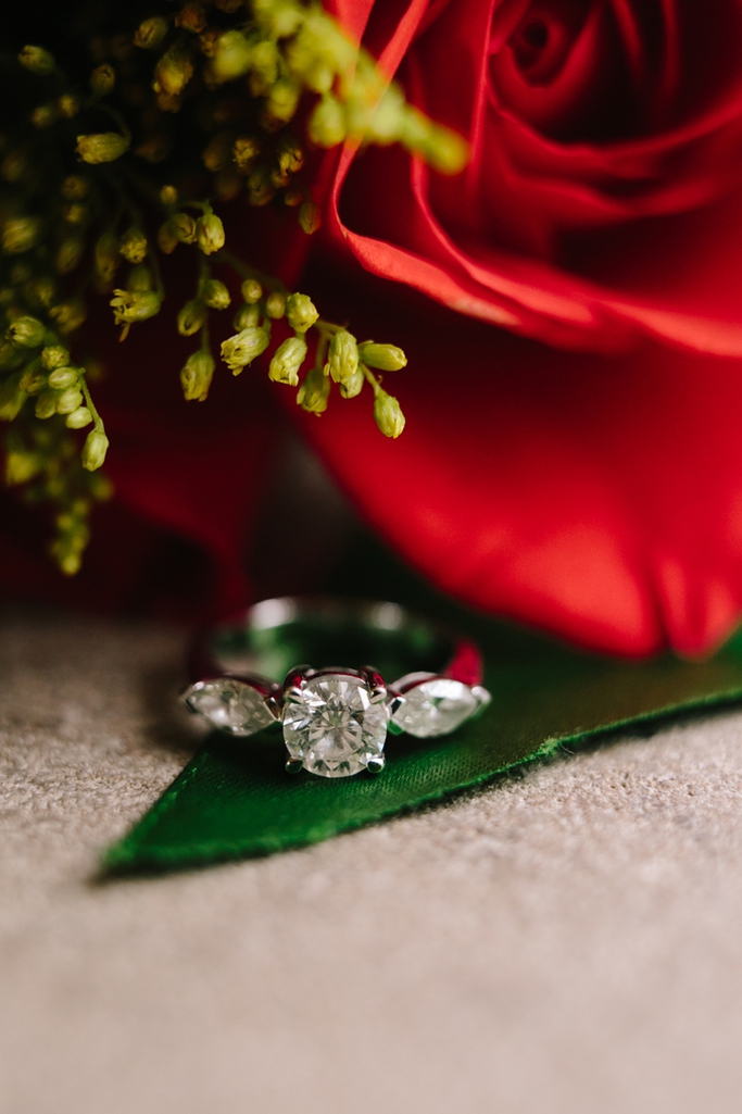 Dreamy Christmas wedding with a beautiful Christmas tree - San Francisco City Hall Wedding Photographer // SimoneAnne.com