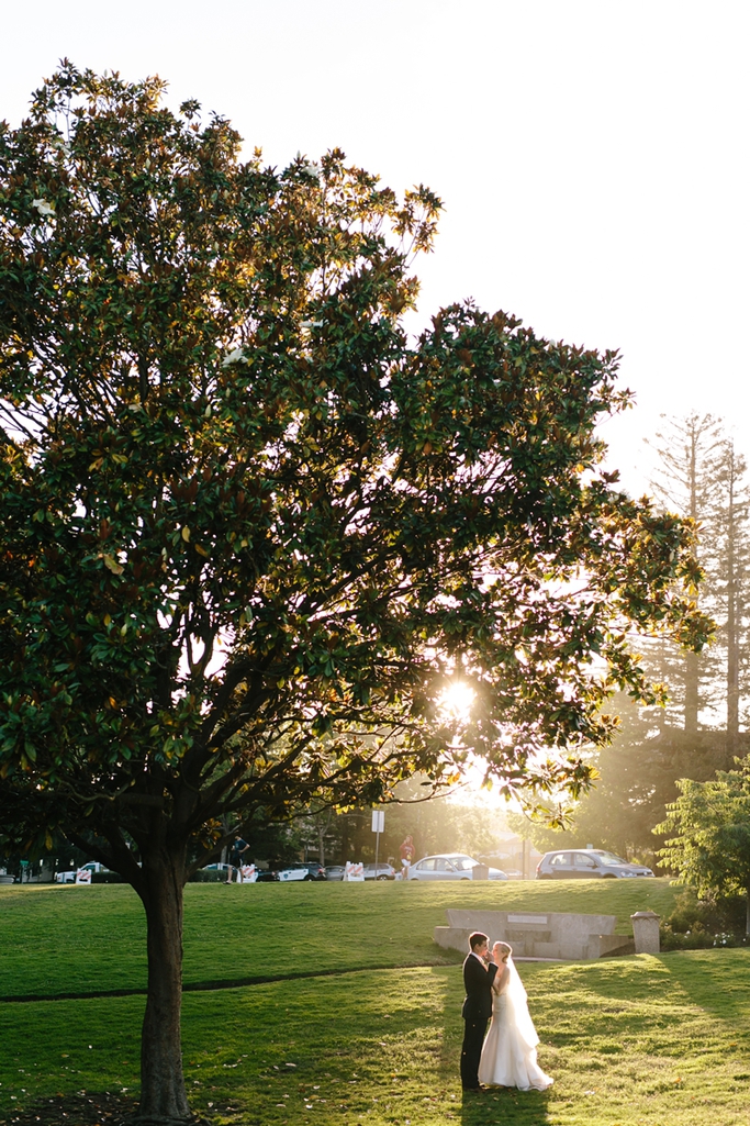 Classy and elegant Piedmont Community Hall wedding - Simone Anne Photography - Bay Area Wedding Photographer // SimoneAnne.com