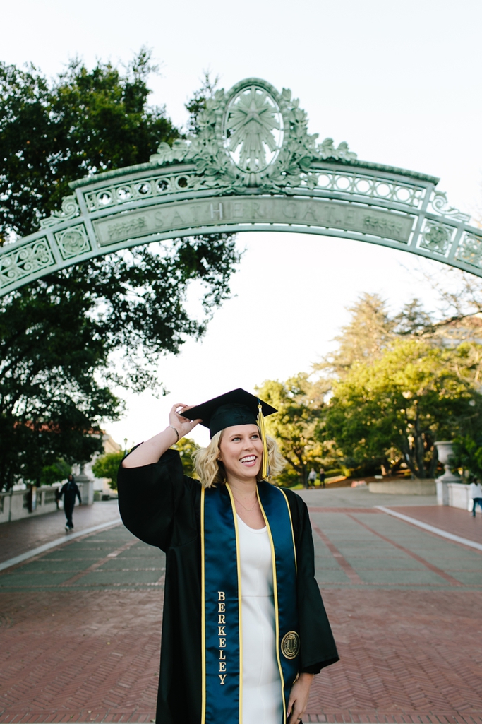 Natural outdoor UC Berkeley Graduation Portraits // SimoneAnne.com