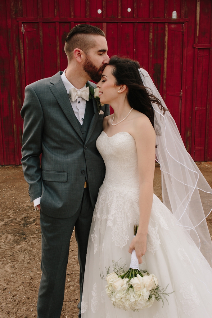 Beautiful rainy day wedding at the McFarland Living History Ranch in Galt, California // McFarland Living History Museum Ranch Wedding Photographer / McFarland Historical Ranch Wedding Photographer / Lodi Wedding Photographer // SimoneAnne.com