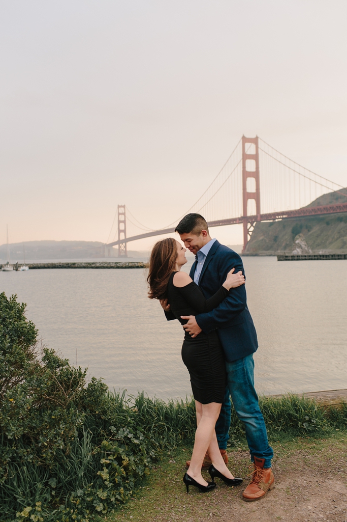 Dreamy and stunning San Francisco Engagement Photos / Golden Gate Bridge Engagement Photos // SimoneAnne.com