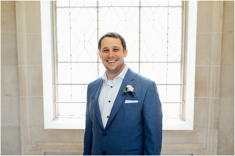 Intimate San Francisco City Hall Wedding Photographer // SimoneAnne.com