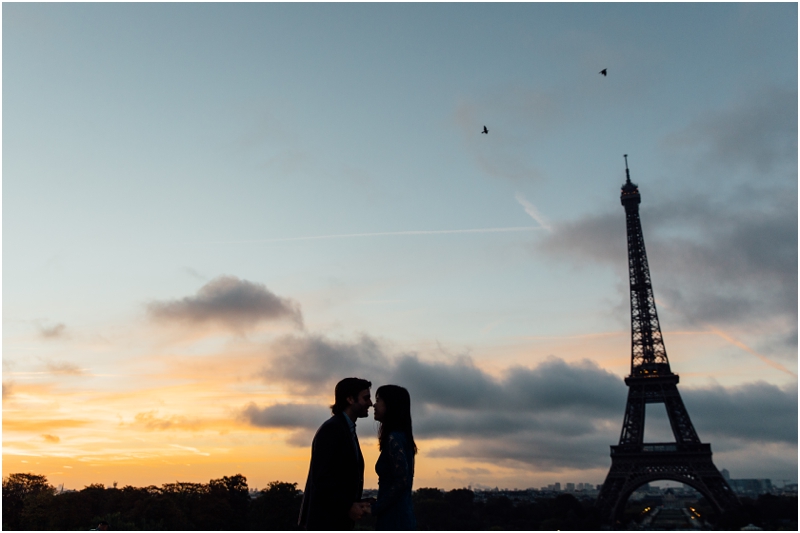 Paris engagement photographer / Eiffel Tower engagement photographer / Paris engagement / Paris wedding photographer / Paris elopement photographer / Destination wedding photographer // SimoneAnne.com