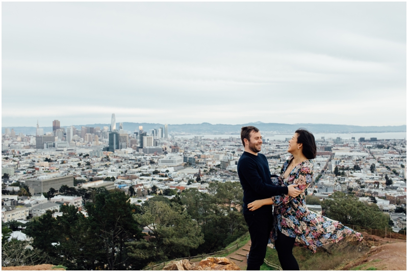 San Francisco proposal photographer / San Francisco surprise proposal // SimoneAnne.com